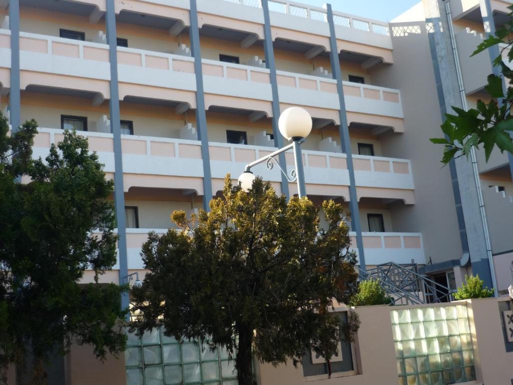 Rainbow Hotel Rhodes City ภายนอก รูปภาพ