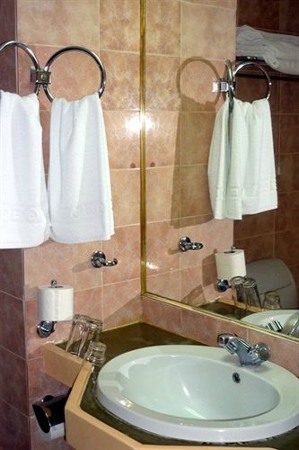 Rainbow Hotel Rhodes City ภายนอก รูปภาพ
